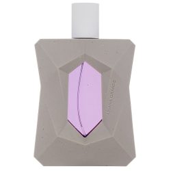 Ariana Grande God is a Woman